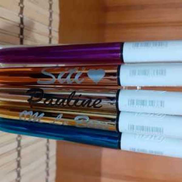 Stylo 4 couleurs personnalis (Couleur du stylo: or, argent, bleu, rose gold, violet),(couleur de l'criture: blanc, noir, or, argent) 5.50 